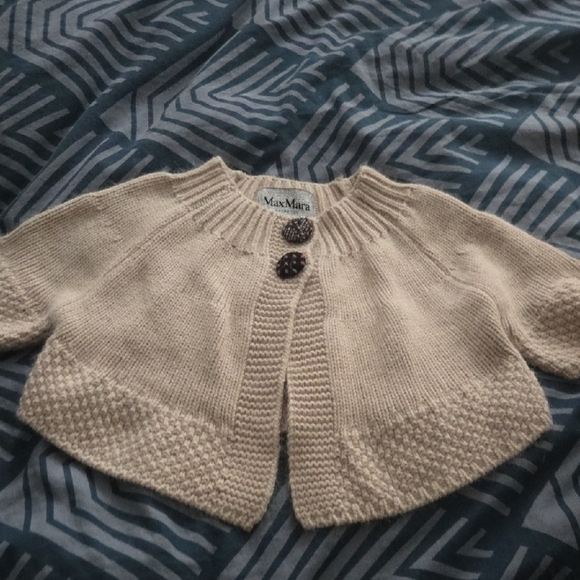 MaxMara Other - MaxMara Beige Buttoned Kids Shrugg ....